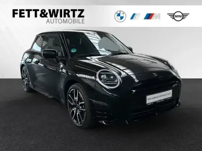 Gebraucht Mini Cooper SE 160 kW (218 PS) 2025 Midnight black ii metallic Kleinwagen