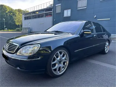 Gebraucht Mercedes S500 306 PS (225 kW) 1999 Schwarz Limousine