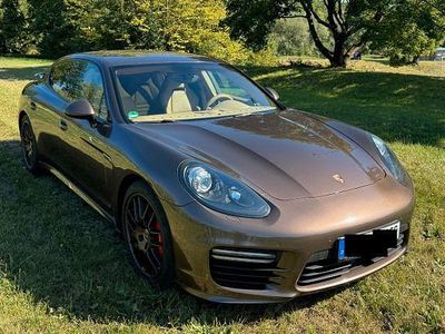 Porsche Panamera GTS