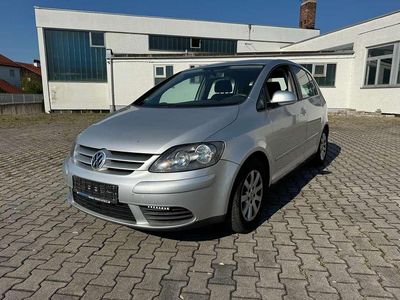 Gebraucht VW Golf IV Comfortline 116 PS (85 kW) 2005 Reflexsilber metallic Kleinwagen