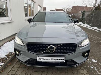 Gebraucht Volvo V60 Plus 197 PS (144 kW) 2024 Grau Kombi