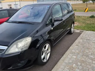 Gebraucht Opel Zafira Edition 140 PS (102 kW) 2008 Schwarz Van / Kleinbus
