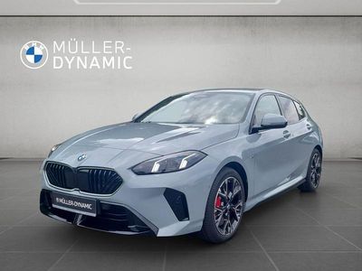 Gebraucht BMW 120 M Sport 163 PS (119 kW) 2026 Brooklyn grau metallic Kleinwagen