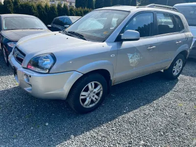 Używany Hyundai Tucson GLS 141 KM (103 kW) 2009 Srebrny SUV