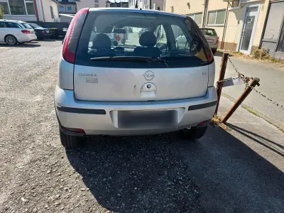 Gebraucht Opel Corsa 75 PS (55 kW) 2004 Grau Kleinwagen