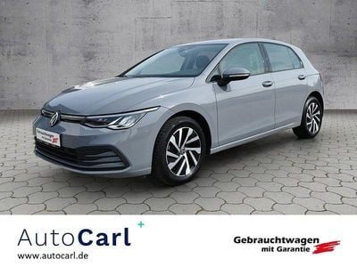 Gebraucht VW Golf VIII Life 131 PS (96 kW) 2023 Mondsteingrau Limousine