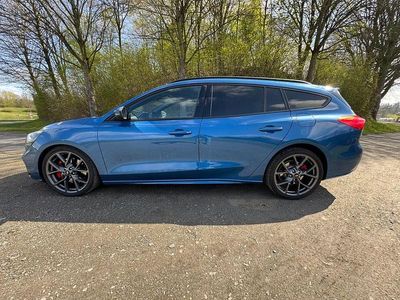 Usata Ford Focus ST 190 CV (139 kW) 2020 Blu Berlina