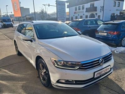 Pure white Gebraucht 2017 VW Passat Comfortline Kombi | 14.290 € (Guter Preis)