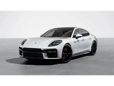 Gebraucht Porsche Panamera 544 PS (400 kW) 2024 Carraraweißmetallic (metallic) Kleinwagen