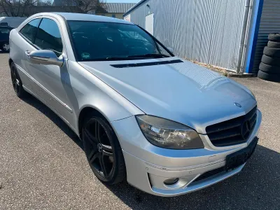 Gebraucht Mercedes CLC230 204 PS (150 kW) 2009 Silber Kleinwagen