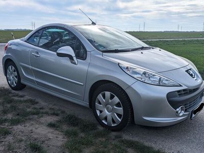 gebraucht Peugeot 207 CC 1.6 VTI (120 PS), Platinum