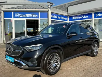 Gebraucht Mercedes GLC220 197 PS (144 kW) 2023 Obsidianschwarz SUV