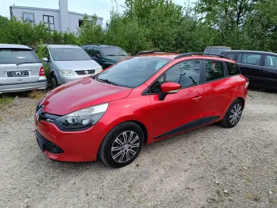 Gebraucht Renault Clio GrandTour 90 PS (66 kW) 2013 Feuerrot Kombi
