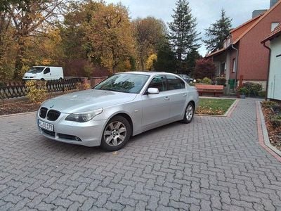 BMW 525