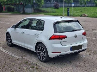 VW e-Golf