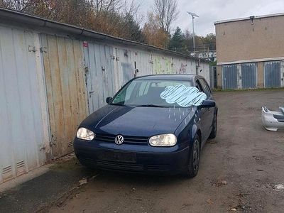 Gebraucht VW Golf IV 105 PS (77 kW) 2001 Blau Limousine