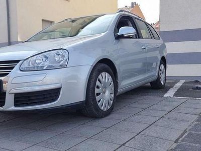 Gebraucht VW Golf V Trendline 102 PS (75 kW) 2009 Reflexsilber metallic Kombi