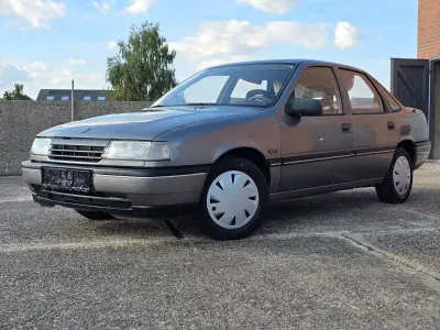 Gebraucht Opel Vectra 75 PS (55 kW) 1990 Grau Kleinwagen