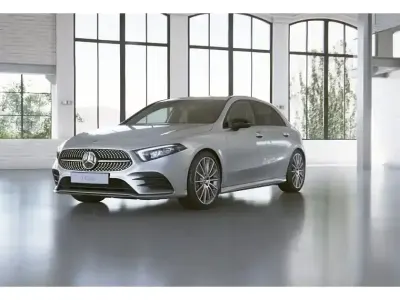 Gebraucht Mercedes A250 AMG 160 PS (117 kW) 2022 Digitalweiss Limousine