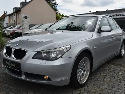 Gebraucht BMW 523 Advantage 177 PS (130 kW) 2005 Silber Limousine