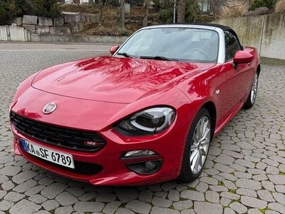 Gebraucht Fiat 124 Spider 140 PS (102 kW) 2019 Rot Cabrio
