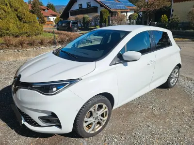 Używany Renault Zoe Intens 100 kW (136 KM) 2020 Biały Hatchback