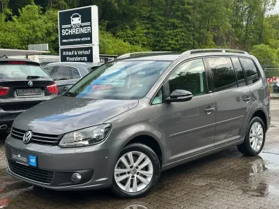 Gebraucht VW Touran Style 140 PS (102 kW) 2011 Pepper grey Van / Kleinbus