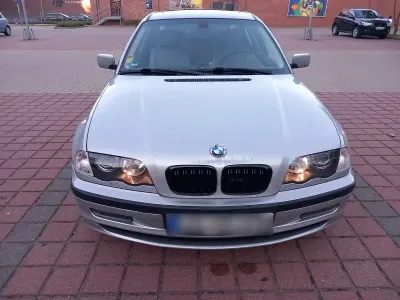Gebraucht BMW 318 118 PS (86 kW) 1999 Silber Limousine