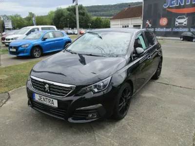 Gebraucht Peugeot 308 Allure 131 PS (96 kW) 2018 Schwarz Limousine