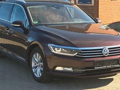 Gebraucht VW Passat Comfortline 125 PS (91 kW) 2017 Crimson red metallic Kombi