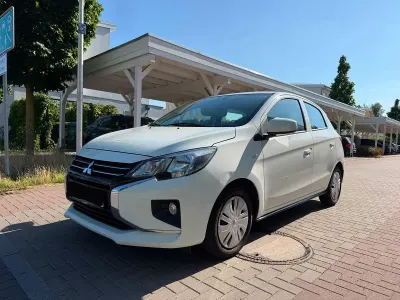 Gebraucht Mitsubishi Space Star 71 PS (52 kW) 2020 Weiß Kleinwagen