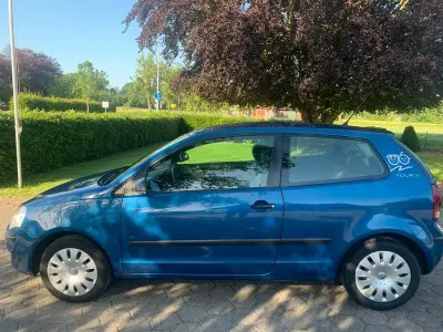 Käytetty VW Polo Trendline 60 HP (44 kW) 2007 Sininen Viistoperä