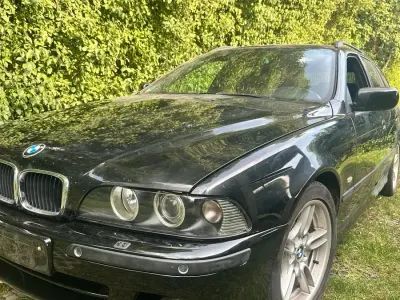 Gebraucht BMW 525 M Sport 192 PS (141 kW) 2002 Schwarz Kombi