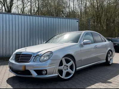 Gebraucht Mercedes E55 AMG AMG 243 PS (178 kW) 2006 Silber Limousine