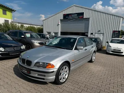 Gebraucht BMW 318 118 PS (86 kW) 1999 Silber Limousine