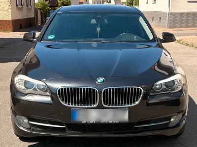 Gebraucht BMW 520 184 PS (135 kW) 2012 Grau Limousine