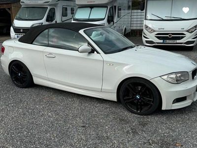 Weiß Gebraucht 2009 BMW 125 Cabriolet M Sport Cabrio | 4.500 €