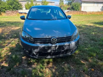 Gebraucht VW Golf VI Highline 122 PS (89 kW) 2009 Grau Limousine