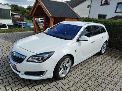 Usata Opel Insignia Sport 170 CV (125 kW) 2016 Bianco Station wagon