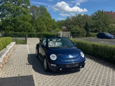 Usata VW Beetle Cabriolet Highline 116 CV (85 kW) 2005 Blu Cabrio