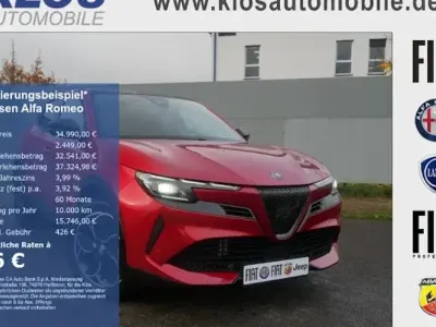 Neu Alfa Romeo Junior 145 PS (106 kW) 2026 Rot SUV