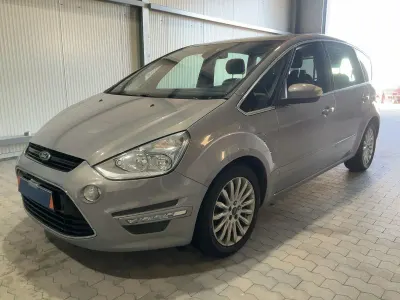 Gebraucht Ford S-MAX Titanium 140 PS (102 kW) 2011 Grau Van / Kleinbus