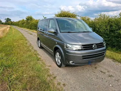 Gebraucht VW Multivan Cup 179 PS (131 kW) 2014 Grau Van / Kleinbus