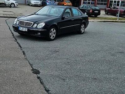 Mercedes E320