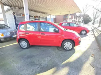 Gebraucht Fiat Panda 69 PS (50 kW) 2018 Rot Kleinwagen