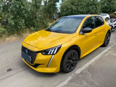 Gebraucht Peugeot 208 GT 131 PS (96 kW) 2021 Gelb Kleinwagen