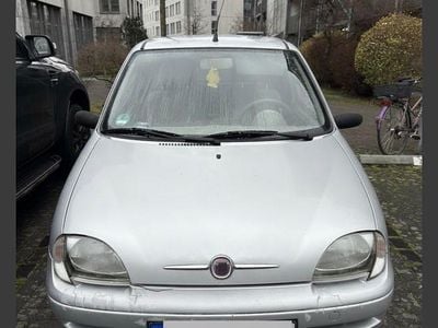 Gebraucht Fiat Seicento 54 PS (39 kW) 2009 Silber Kleinwagen