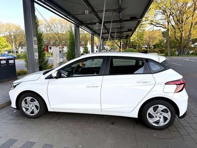 Gebraucht Hyundai i20 Prime 120 PS (88 kW) 2024 Weiß Kleinwagen