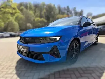 Gebraucht Opel Astra 131 PS (96 kW) 2024 Blau Kleinwagen
