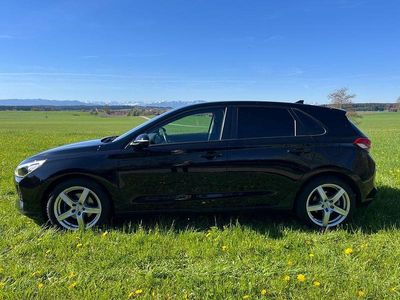 Usata Hyundai i30 Select 120 CV (88 kW) 2017 Nero Berlina